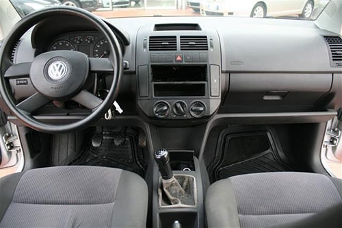 VW Polo 9n Armaturenbrett